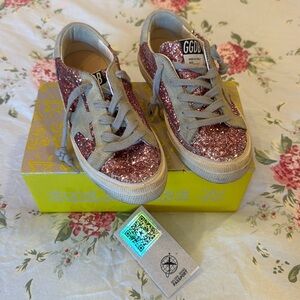 Kids Golden Goose pink sparkle shoes!